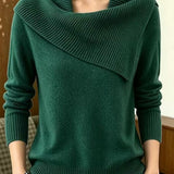Relaxed women’s pullover with a lapel collar – Comfortable and versatile