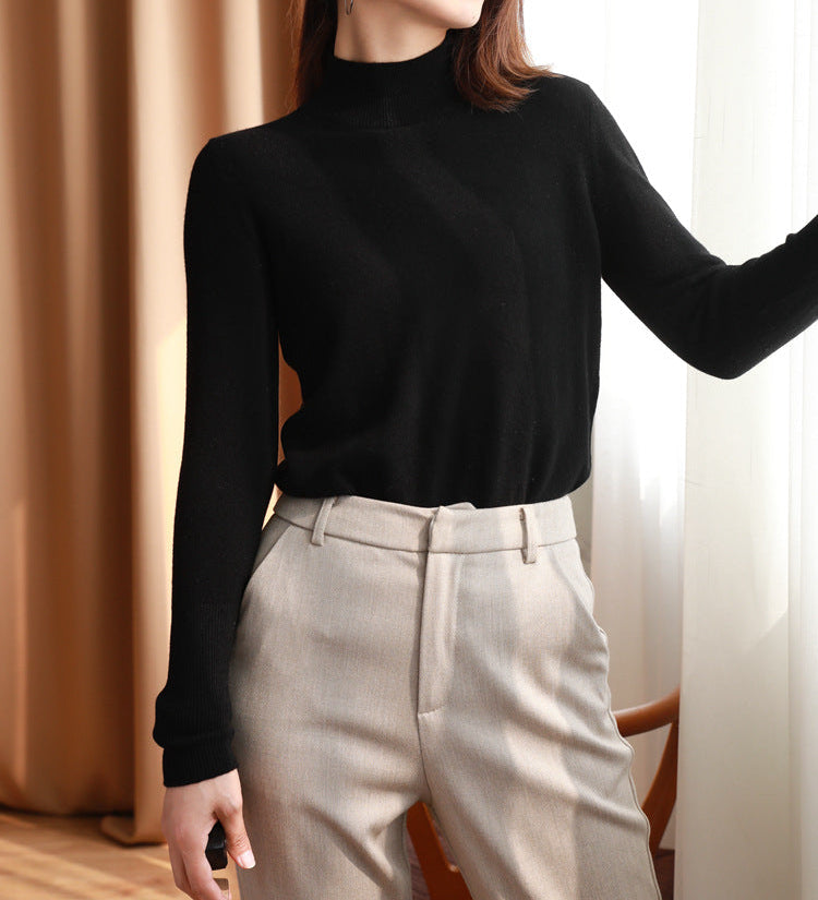 Basic women's high-neck sweater - Soft and essential