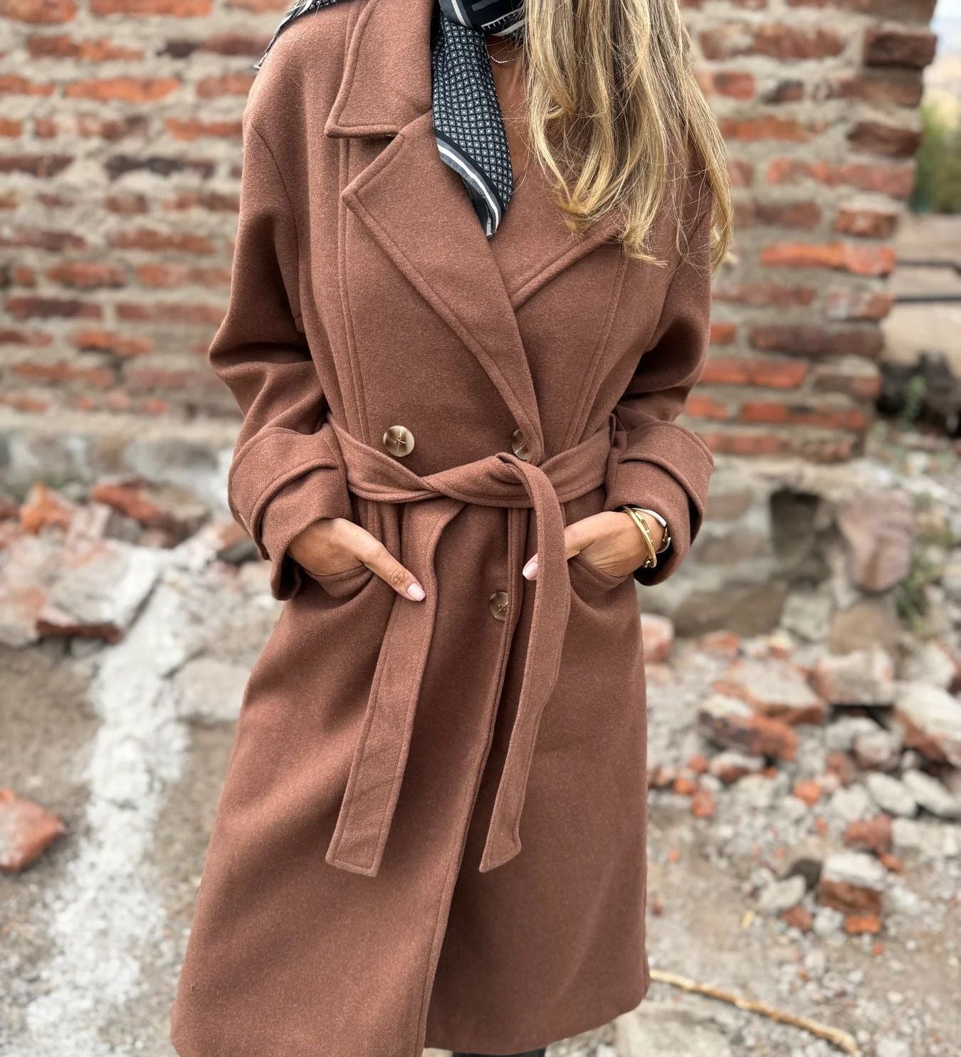 Women's Lace-Up Cardigan – Casual Long Sleeve Wool Blend Jacket with Lapels and Pockets