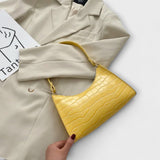 Bernarda | Ekegant Leather Bag with Studs