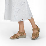 Holly | Natural Warm Soft Camel Brown