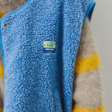 Buttoned sleeveless vest in lambswool for women – Soft, comfortable, and versatile