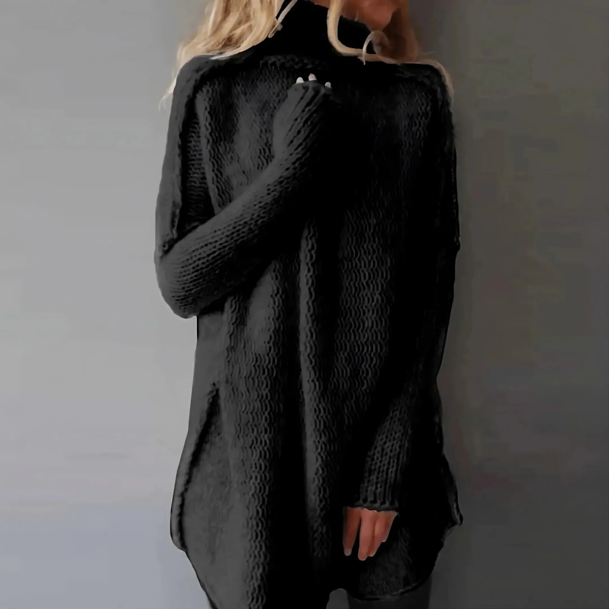 Women's Hand-Knitted Turtleneck Sweater – Comfortable and Elegant Knitwear Sweater